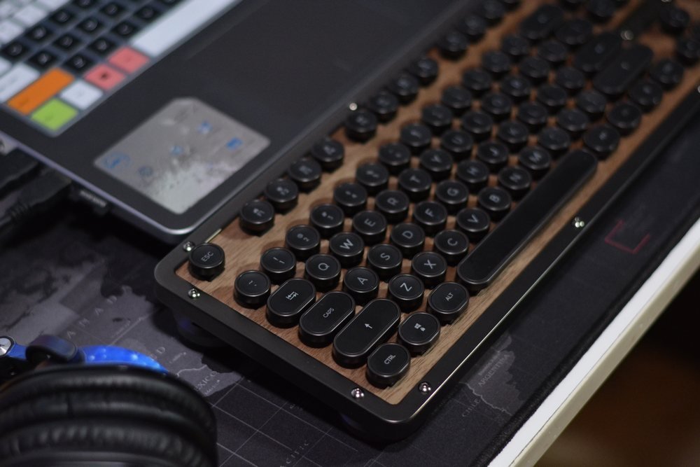 azio-retro-classic