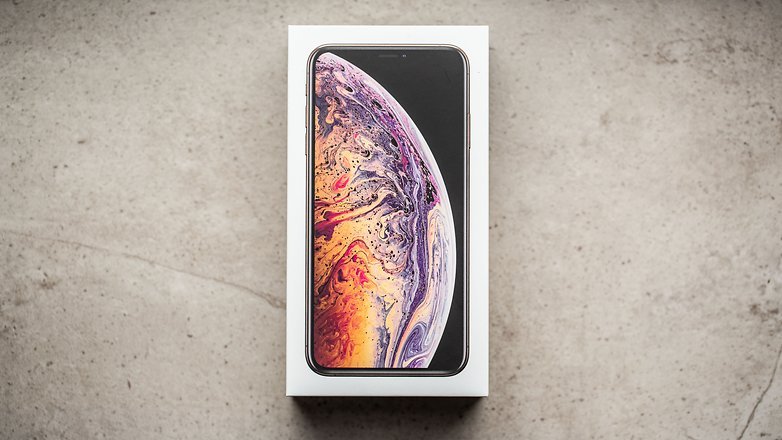 iPhone XS